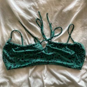 Skatie Demi bikini top size XL in green and black print
